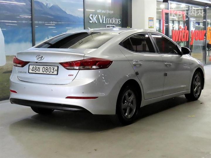 Hyundai Avante AD 1.6 GDi Smart 5