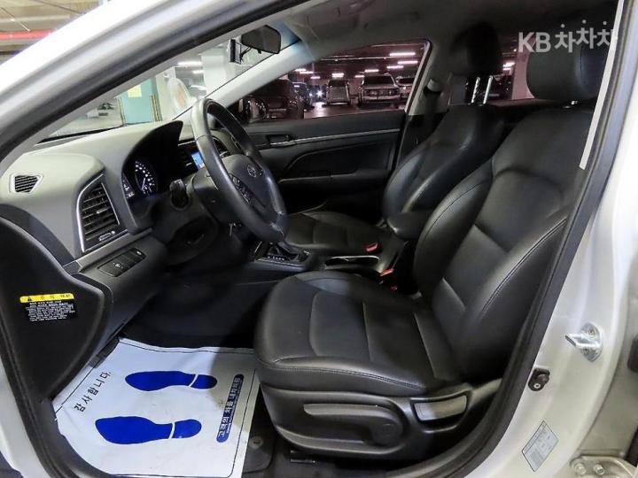 Hyundai Avante AD 1.6 GDi Smart 7