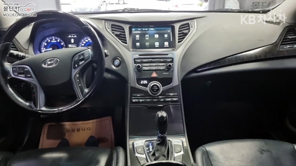 Hyundai Grandeur — miniaturë 7