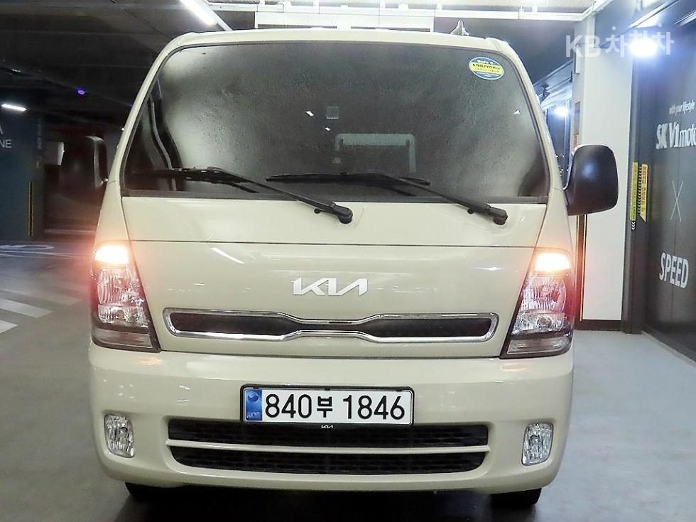 2024 - kia bongo iii