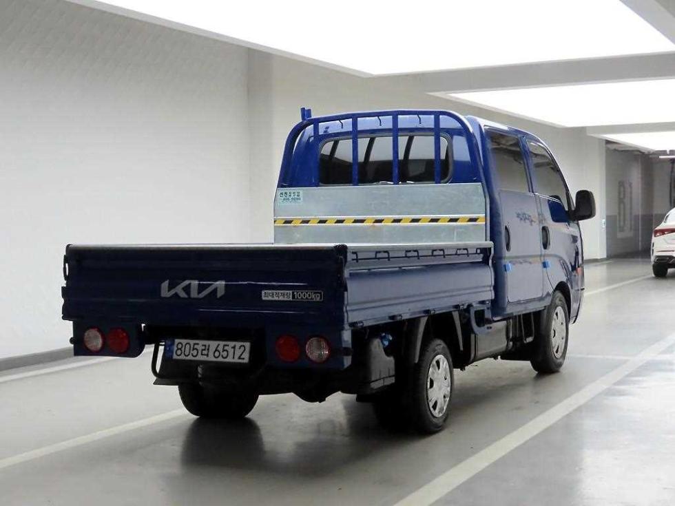2023 - kia bongo iii