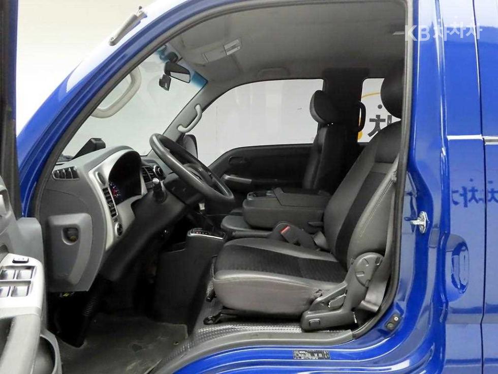 2023 - kia bongo iii
