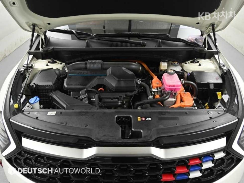 2022 - kia sportage