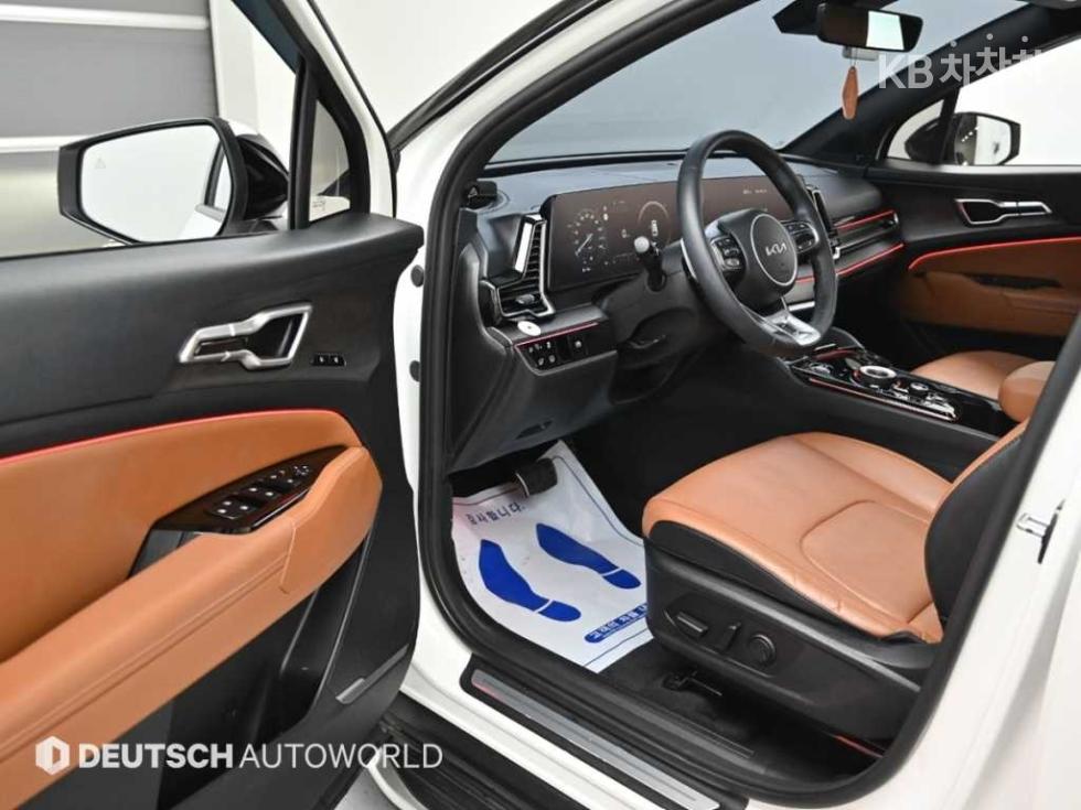 2022 - kia sportage