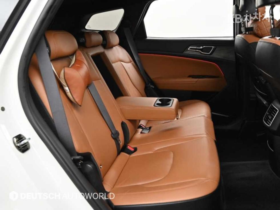 2022 - kia sportage