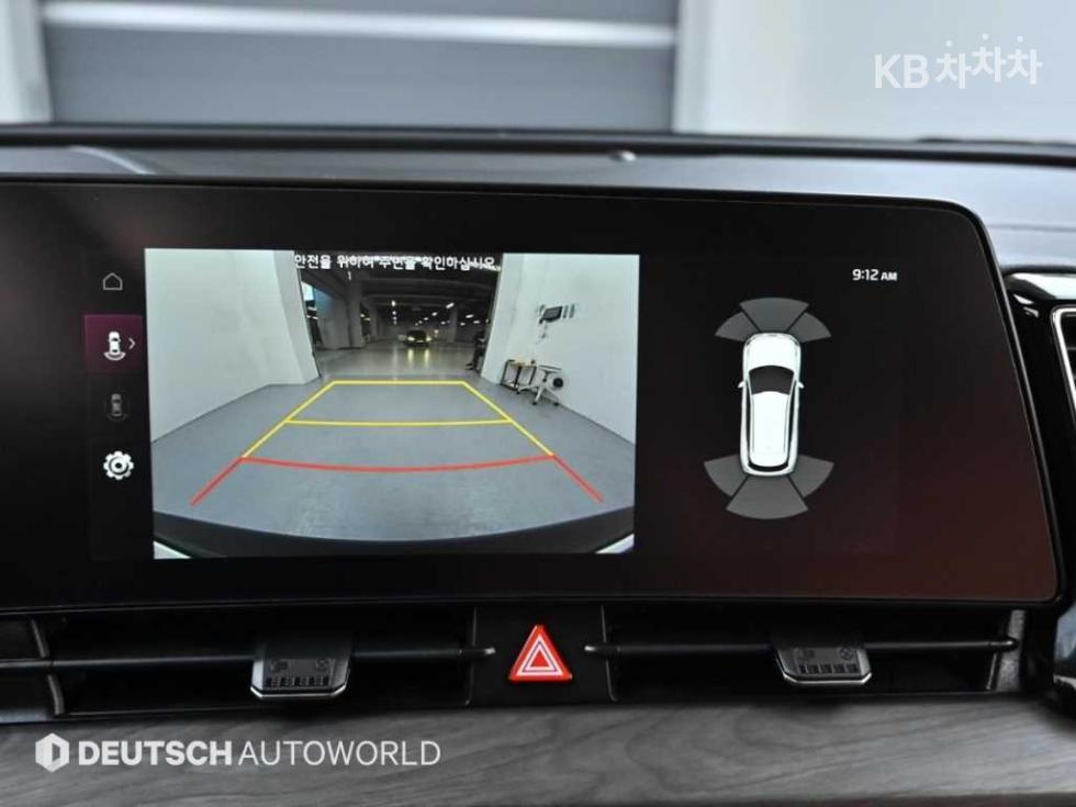 2022 - kia sportage