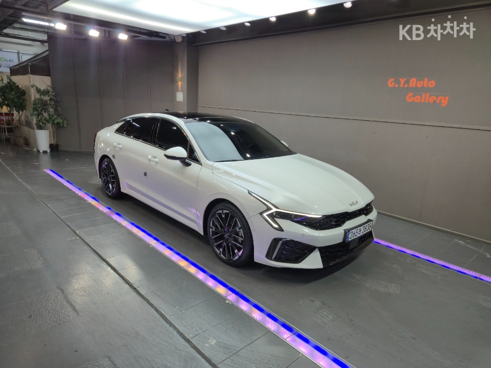 2025 - kia k5