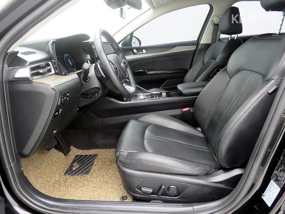 2020 - kia k5