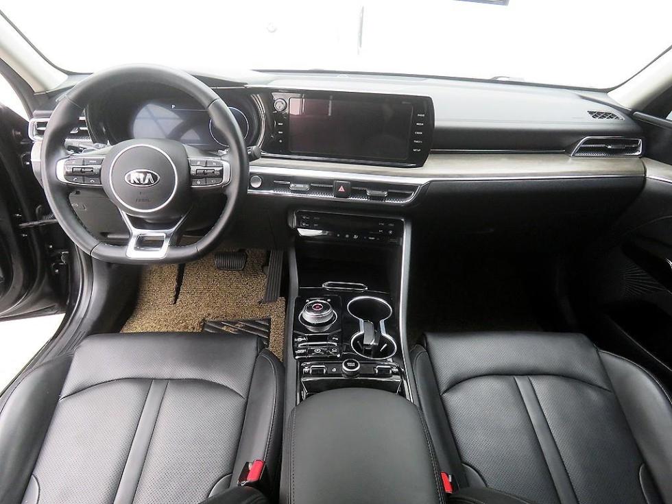 2020 - kia k5