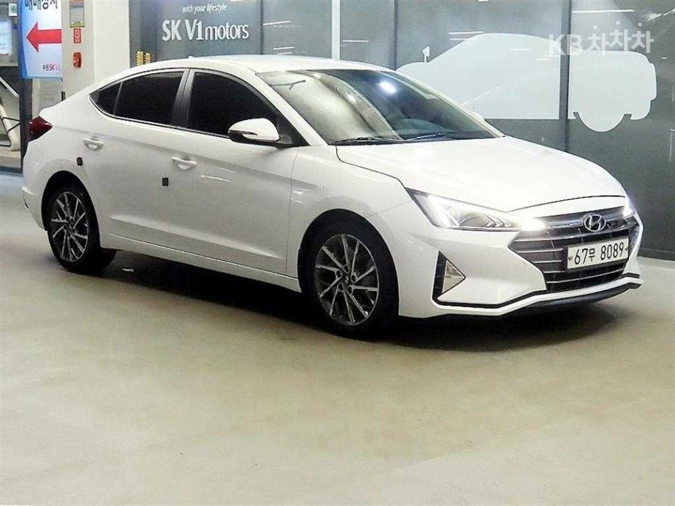 هيونداي إلنترا (أفانتي)