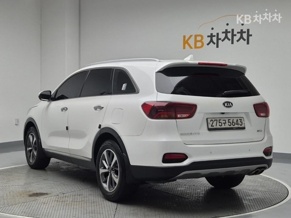 2019 - kia sorento