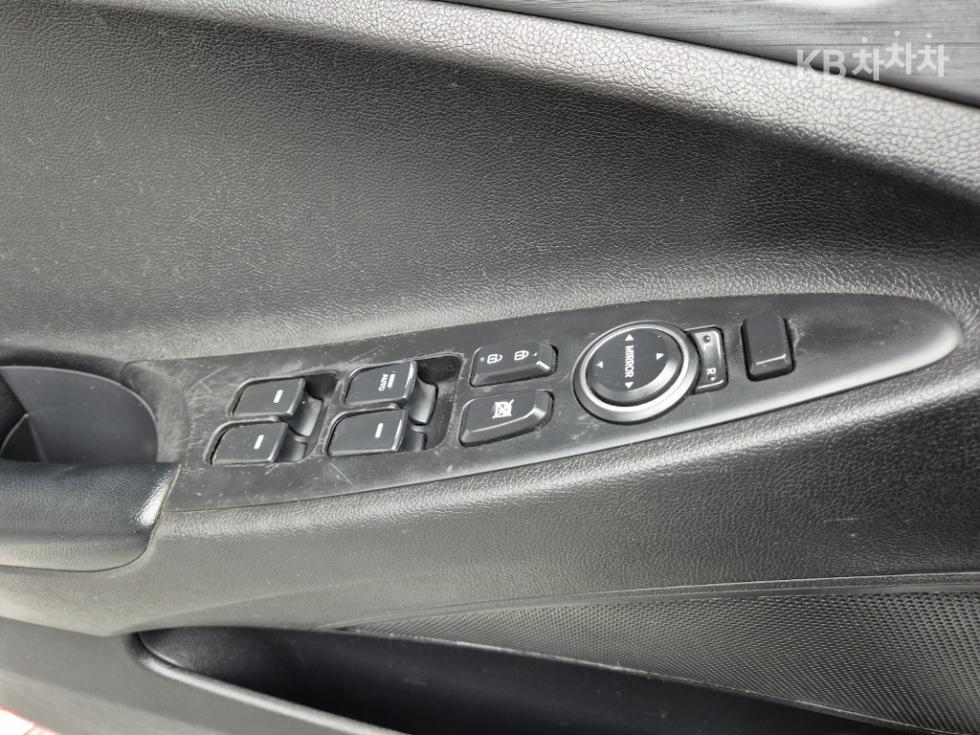 Hyundai Sonata — miniaturë 17