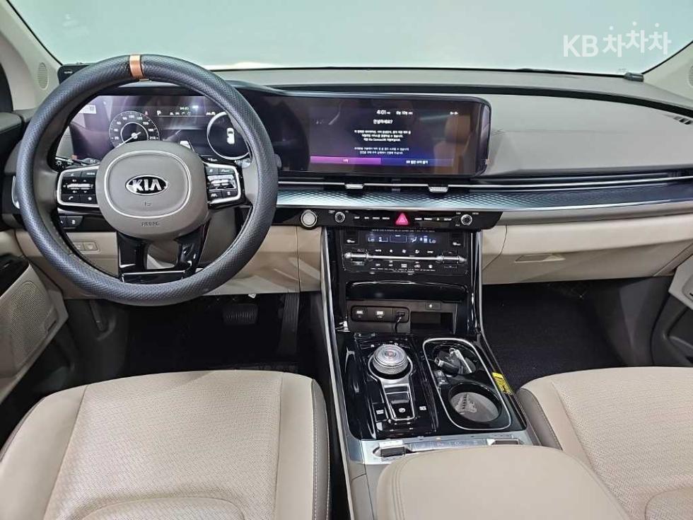 2021 - kia carnival