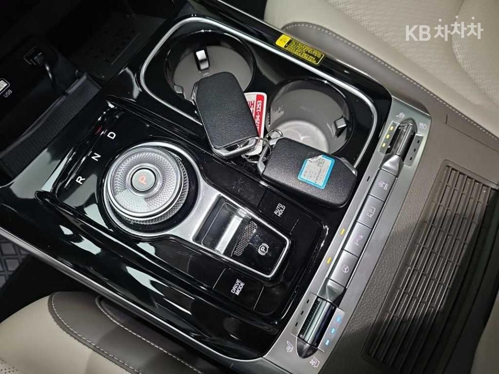 2021 - kia carnival