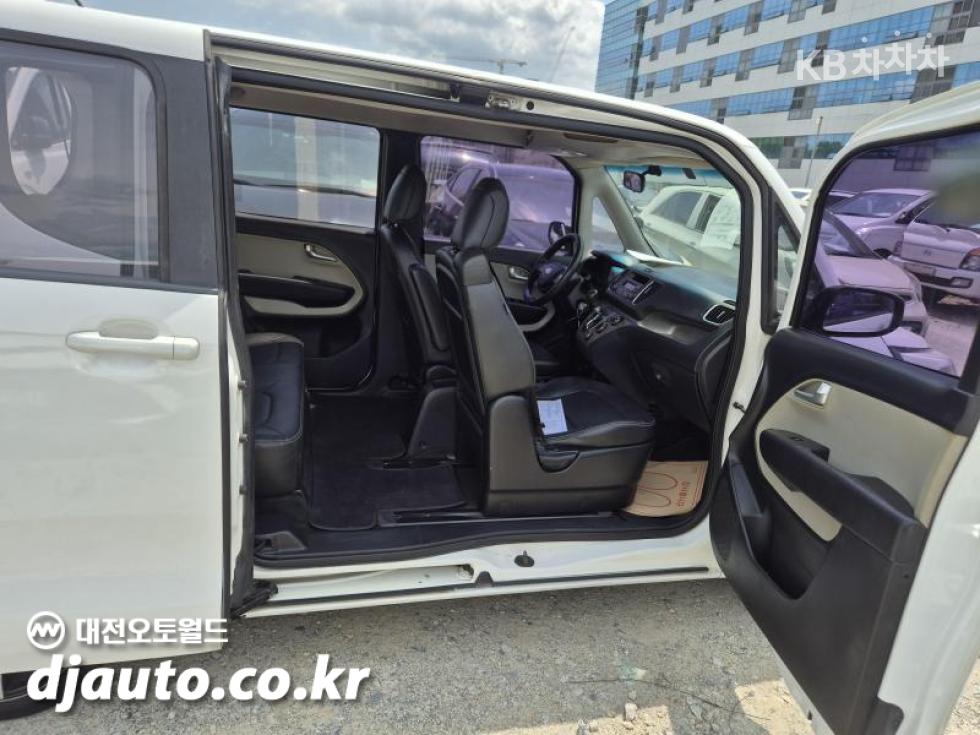 2012 kia ray