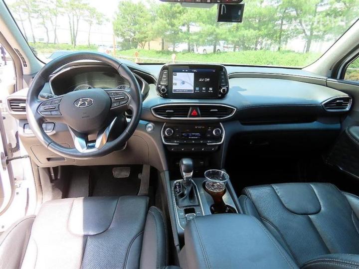 Hyundai Santa Fe TM Diesel 2.0 2WD Prestige 8