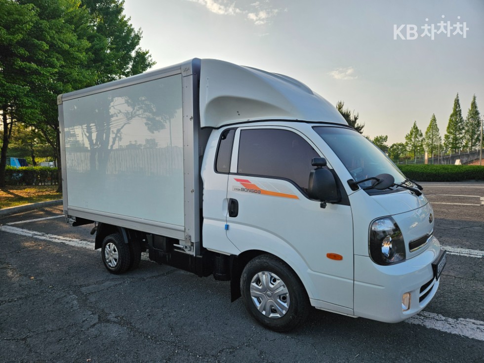 2019 - kia bongo iii