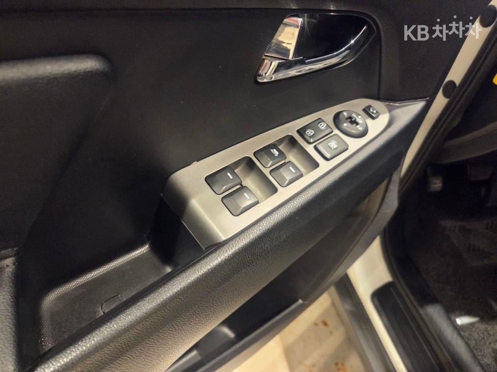 2014 - kia sportage