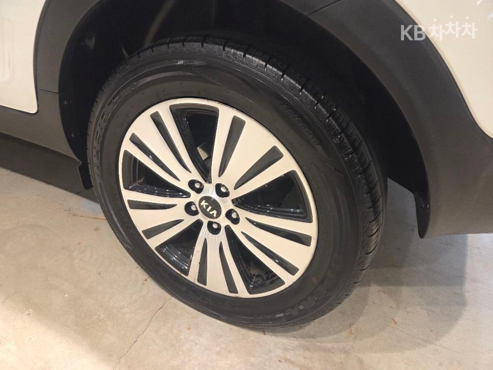 2014 - kia sportage