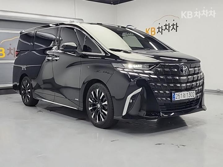Toyota Alphard — miniaturë 4