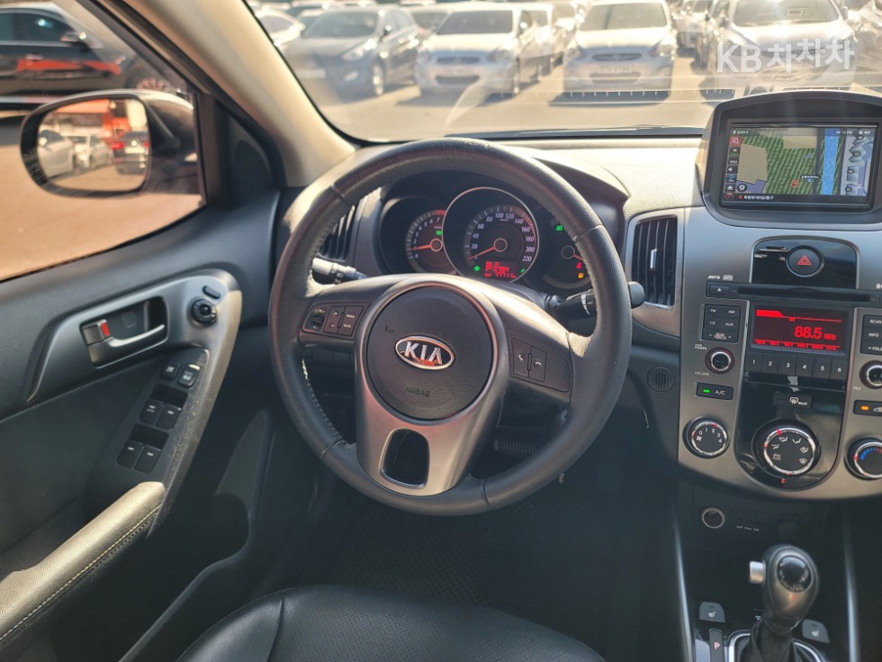 2012 - kia forte