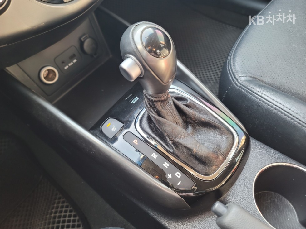 2012 - kia forte