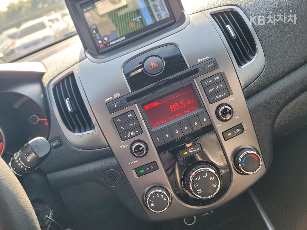 2012 - kia forte