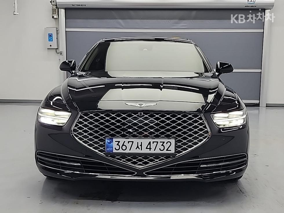2020 Genesis G90 photo