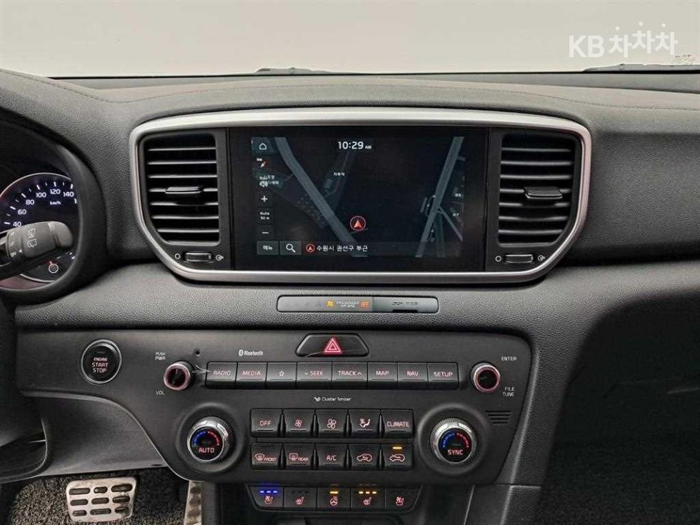 2020 - kia sportage