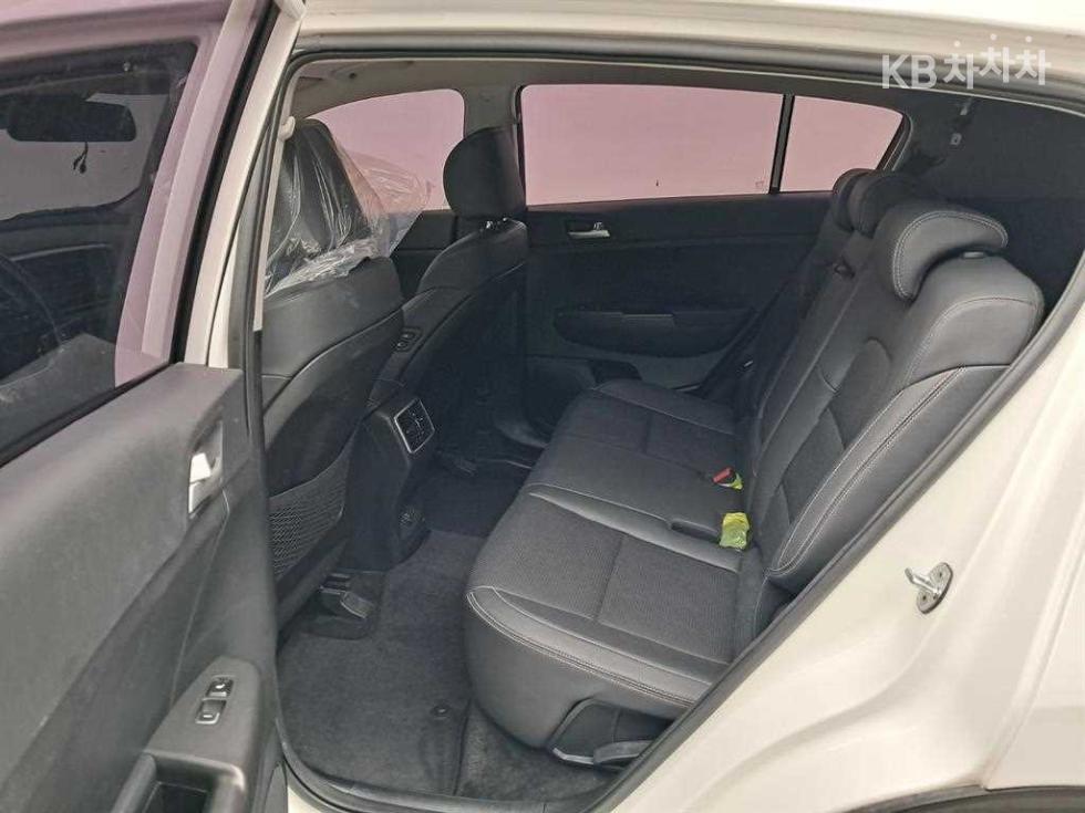2020 - kia sportage