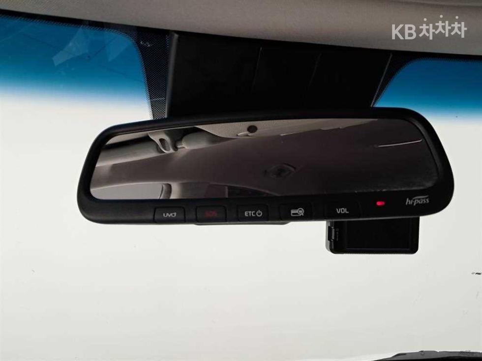 2020 - kia sportage