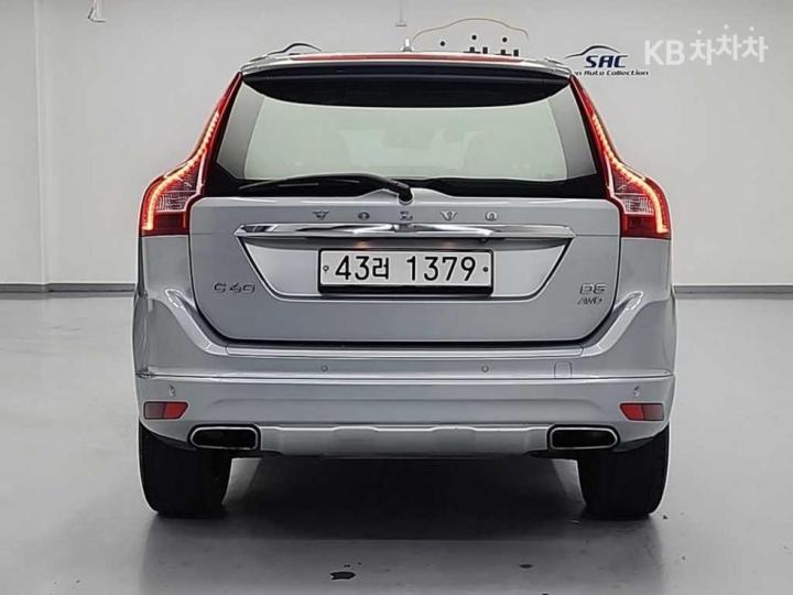 Volvo XC60 D5 2.4 4