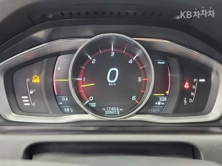 Volvo XC60 D5 2.4 7