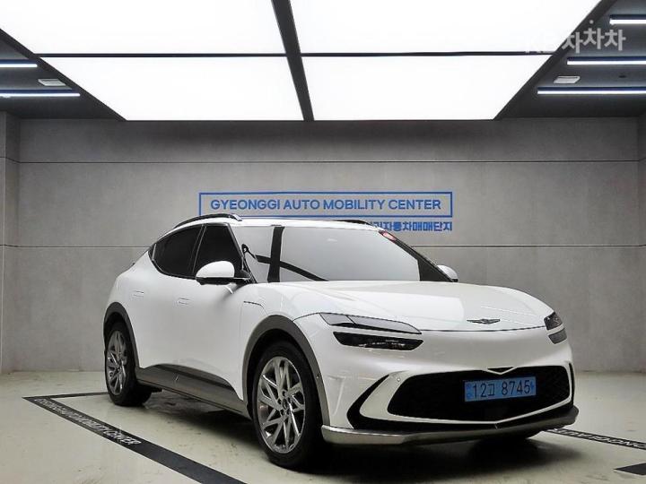 Genesis GV60 Standard AWD Base Type