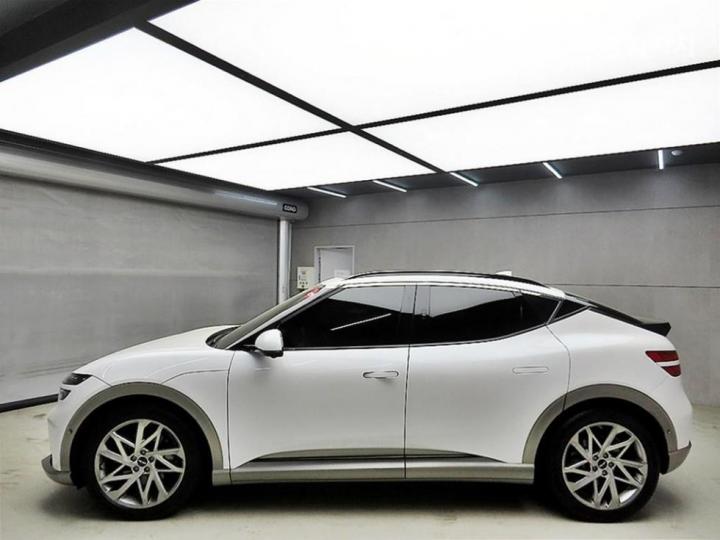 Genesis GV60 Standard AWD Base Type 5