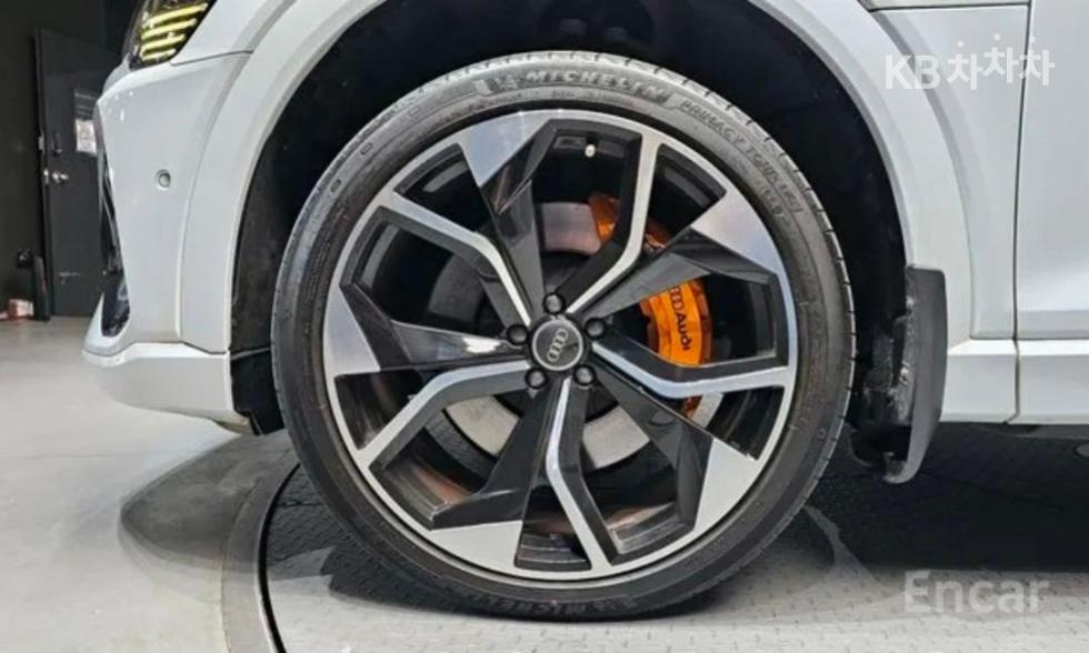 아우디 e-tron 55 Quattro Sportback 기본형