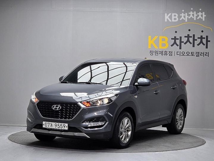 Hyundai Tucson Diesel e-VGT UⅡ 1.7 2WD Smart