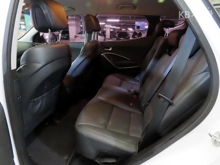 Hyundai Santa Fe The Prime Diesel R2.0 2WD Premium 8