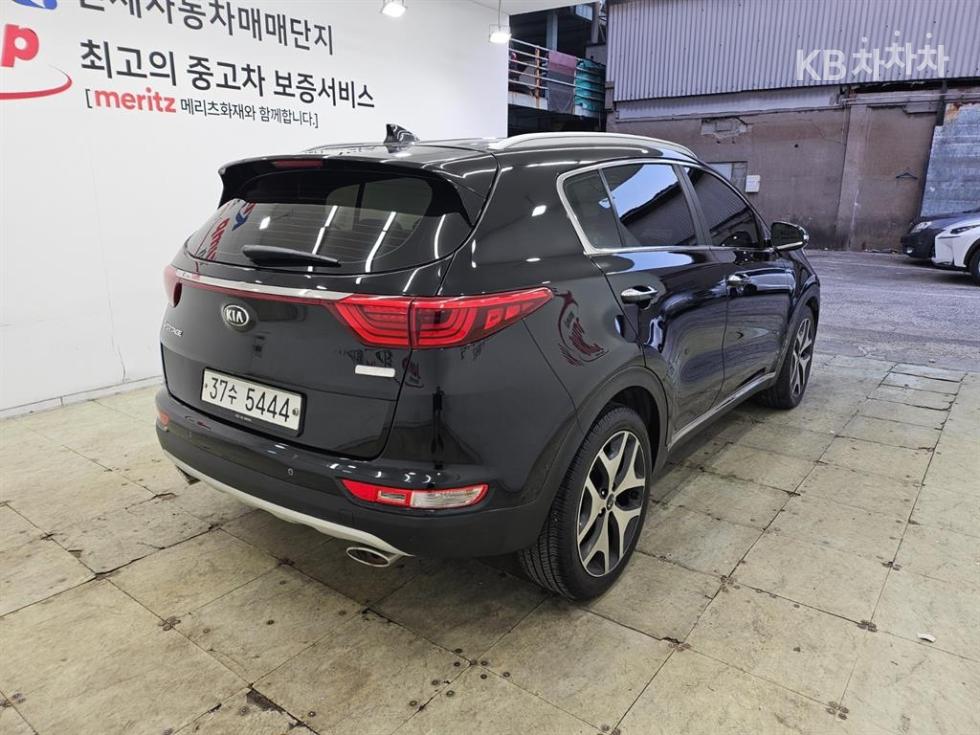 2017 - kia sportage