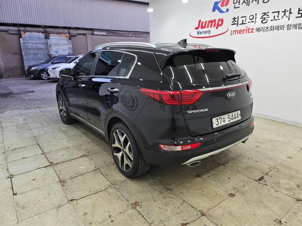 2017 - kia sportage