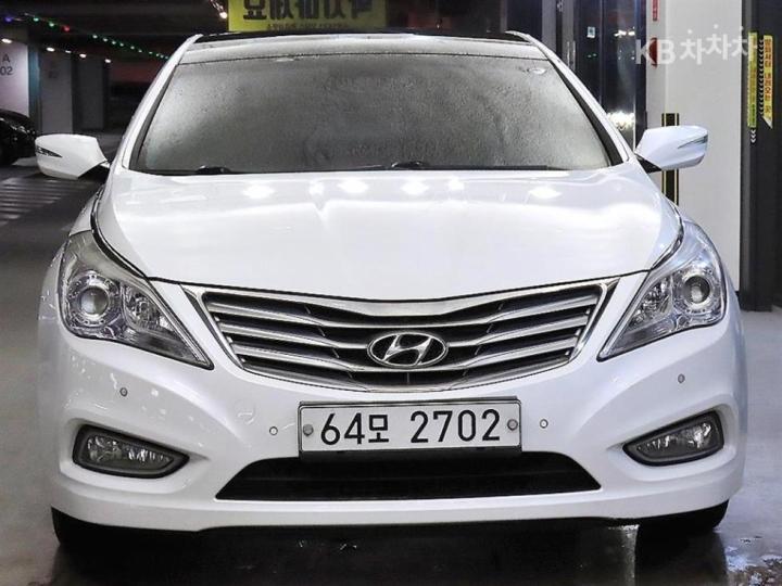 Hyundai Grandeur HG HG240 Luxury 3
