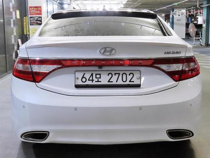Hyundai Grandeur HG HG240 Luxury 6