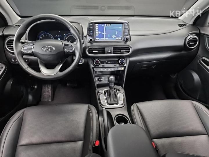 Hyundai Kona 1.6 Turbo Modern Pop 8