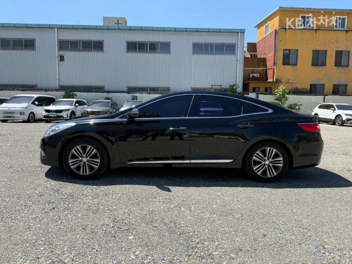 Hyundai Grandeur HG HG240 Modern 6