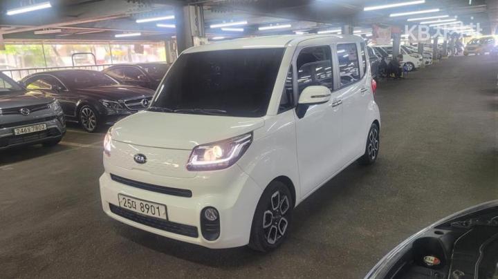 Kia Ray 1.0 Gasoline Luxury
