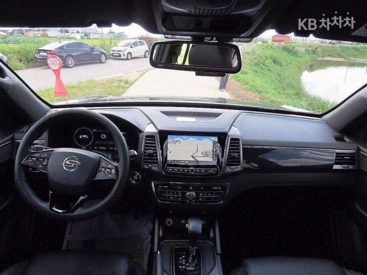 KG Mobility (Ssangyong) Rexton Sport Khan 2.2 4WD Prestige 10
