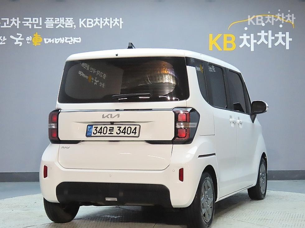 2023 - kia kia