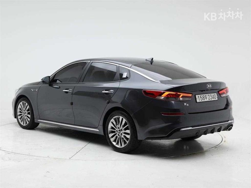 2019 - kia k5