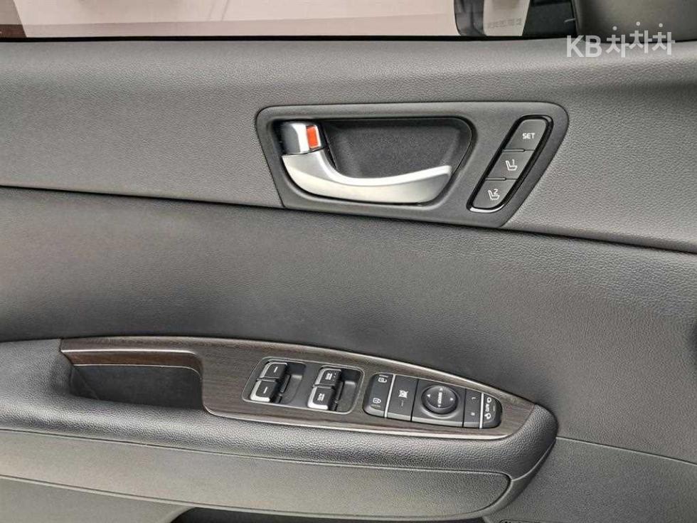 2019 - kia k5