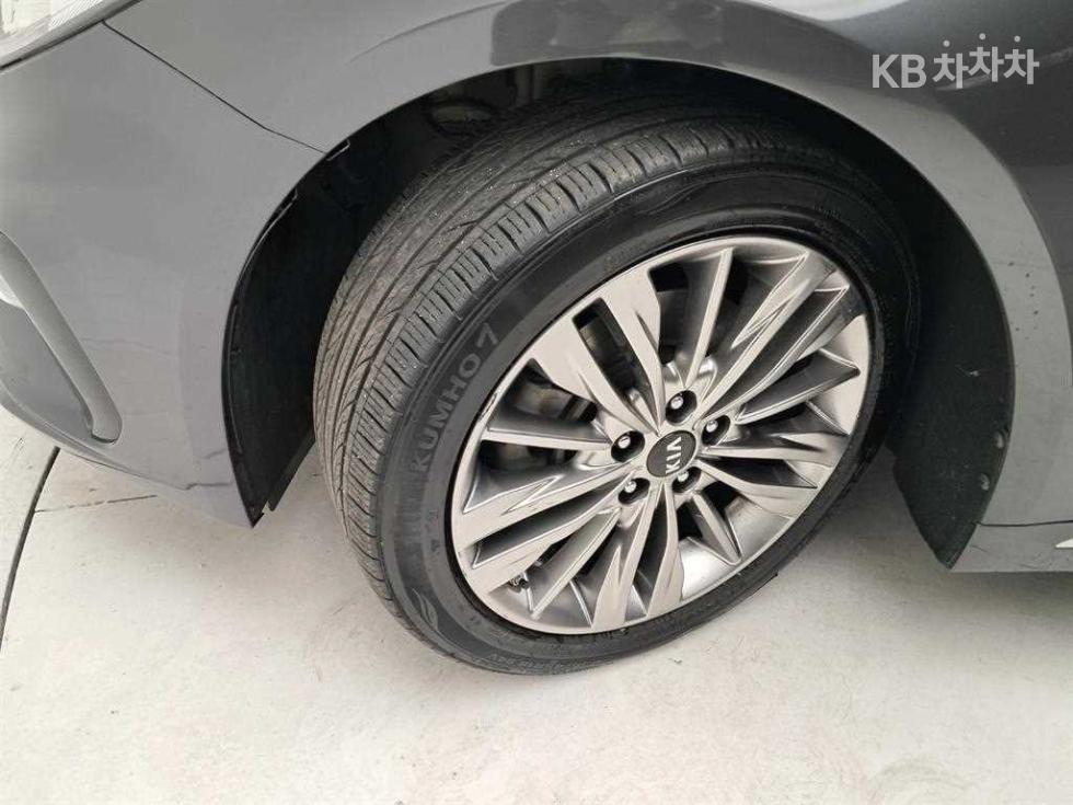 2019 - kia k5